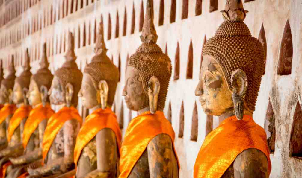 trekking laos