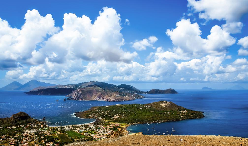 Lipari, Sicile - Volcans des Eoliennes et trésors de Sicile iles-eoliennes-ascension-stromboli