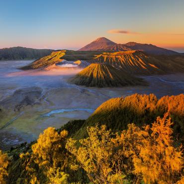 trek bali java lombok