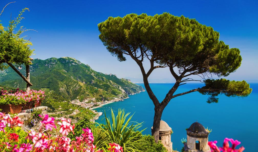 bluejayphoto - Istock - Côte Amalfitaine, Italie - Balade napolitaine italie-du-sud-randonnee-naples-cote-amalfitaine