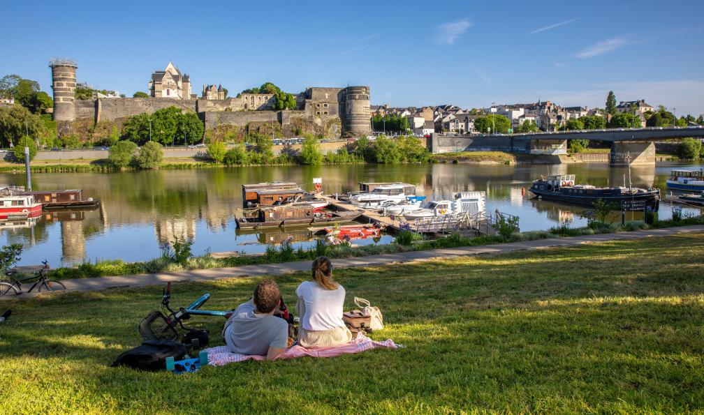 ouest-la-loire-a-velo-sejour-guide