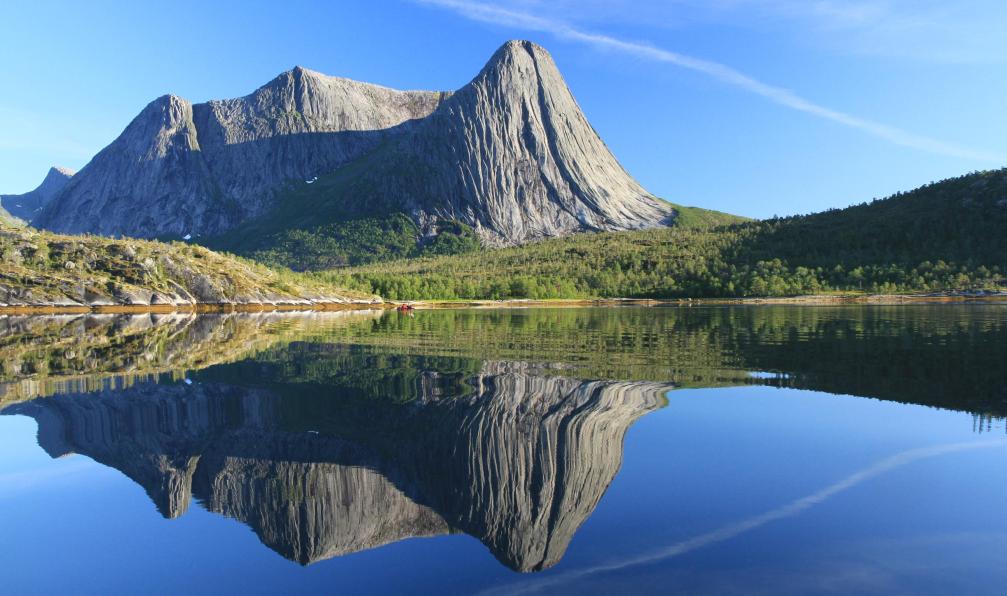 Fijalkowski - Pierre - Kayak le long de la côte T6LN;Norvège - Embarquement pour les fjords du Nord norvege-rando-kayak-norvege