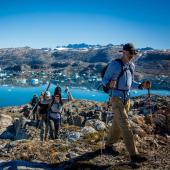 © Arctic Hiking - Gunilla Lindh - Marcheur sur les hauteur d'un fjord;Groenland
ATTENTION UTILISATION UNIQUEMENT POUR LES CIRCUITS T6IB, T61V, T63P trek groenland