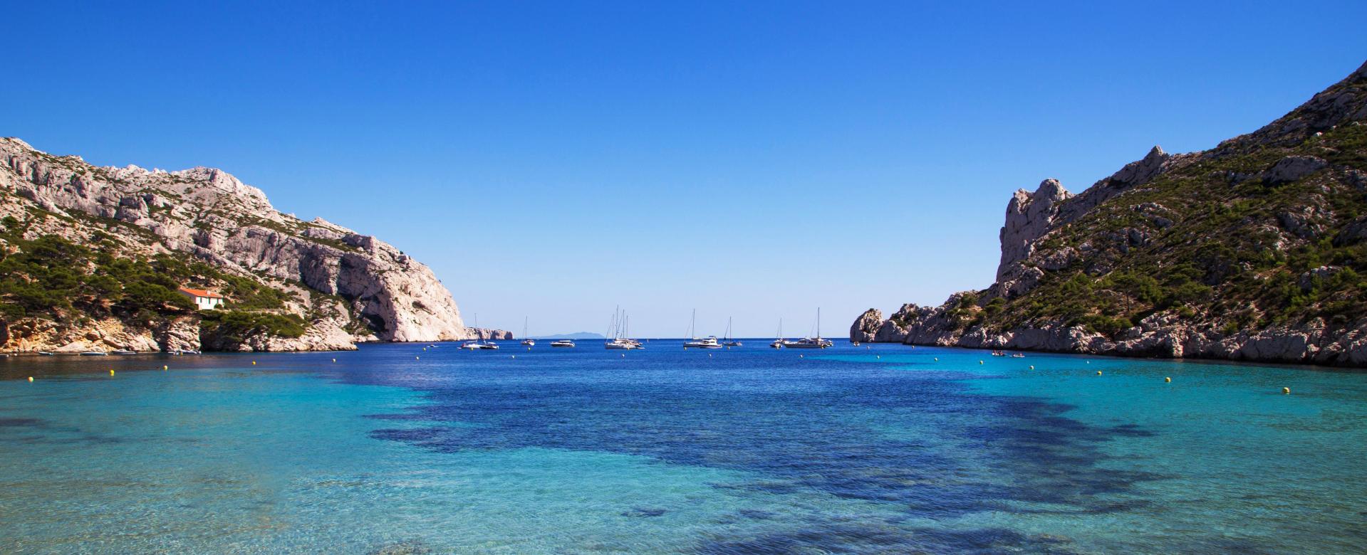 des-calanques-de-marseille-a-la-cote-bleue