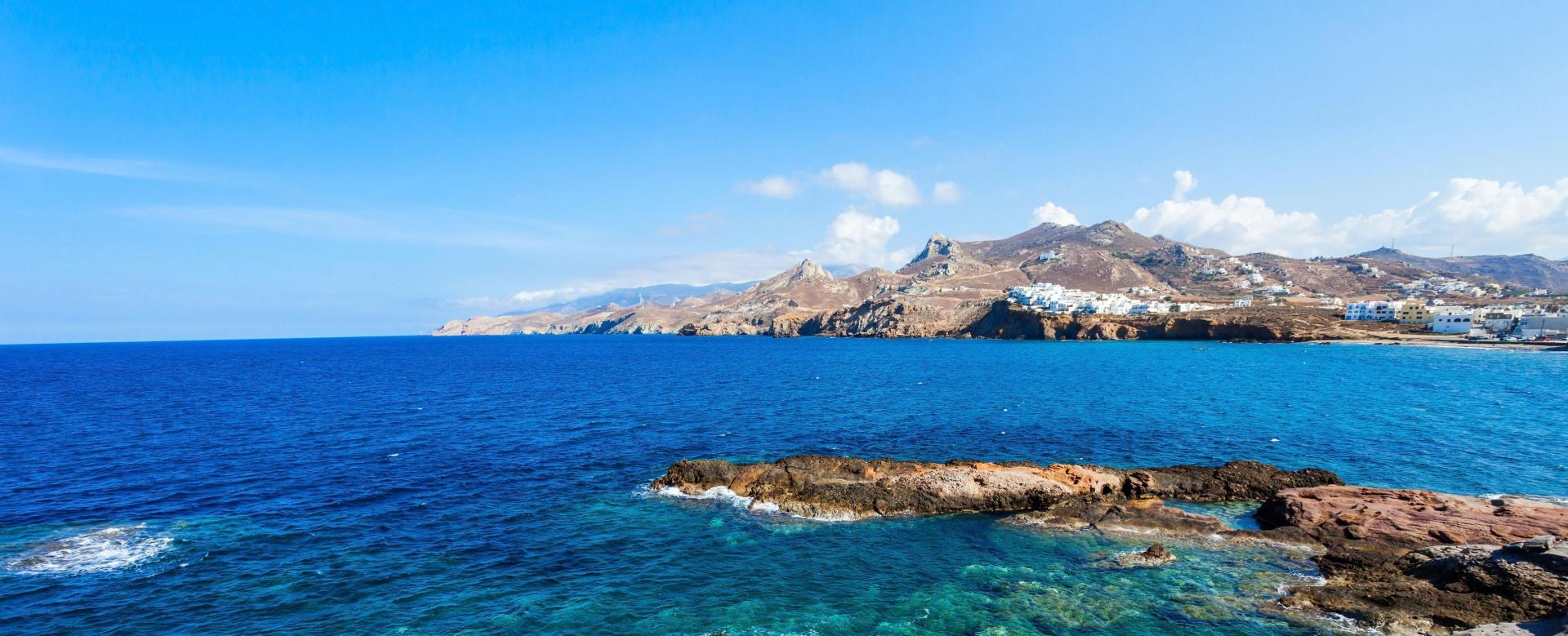 lodyssee-des-cyclades-amorgos-naxos-santorin