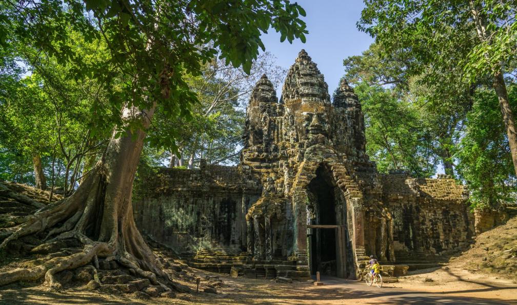 Teo_Chin_Leong - istock - Giant Gate à Angkor Wat, Vietnam - Nord-Viêtnam et temples d'Angkor vietnam-vietnam-et-cambodge