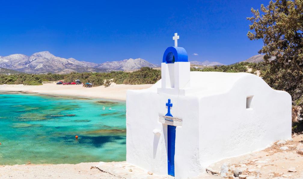 Freeartist - Istock - Chapelle traditionnel sur l'île de Naxos dans les Cyclades; Grèce - Cyclades : Sifnos, Milos, Kimolos et Sérifos cyclades-circuit-iles-grecques-cyclades