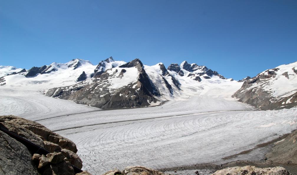 Glacier d'Aletsch et Jungfrau, P405, Oberland, Alpes Suisse. - La haute route de l'Oberland suisse-alpinisme-suisse