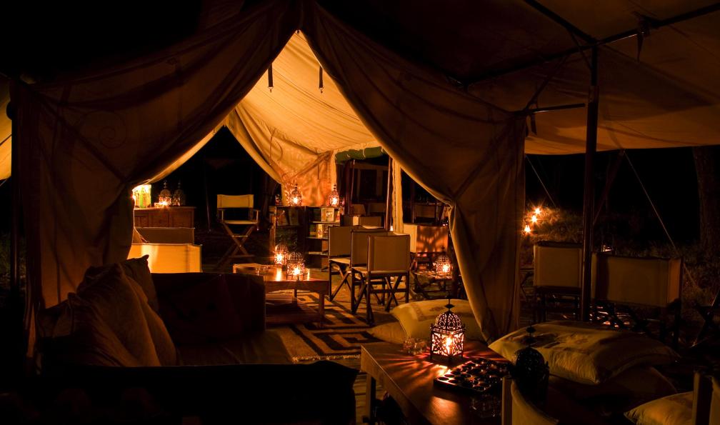 WLDavies - istock - Sous une tente, Tanzanie - Safaris de charme en Tanzanie tanzanie-safari-tout-confort