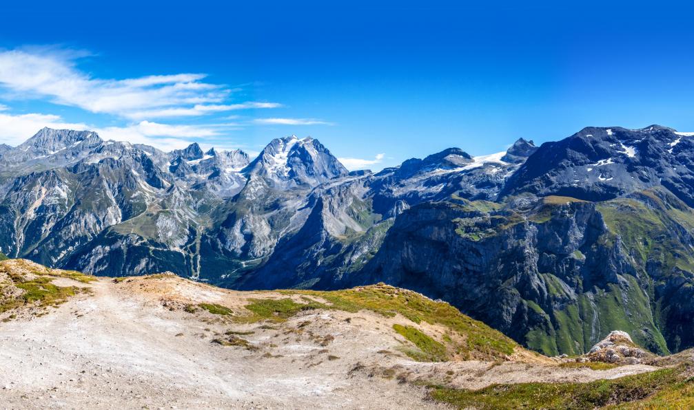 409672654 - daboost - Adobe stock - Vue panoramique sur les sommets de la Vanoise depuis le sommet du Petit Mont Blanc, Vanoise, Alpes, France - Au coeur de la Vanoise alpes-francaises-rando-vanoise