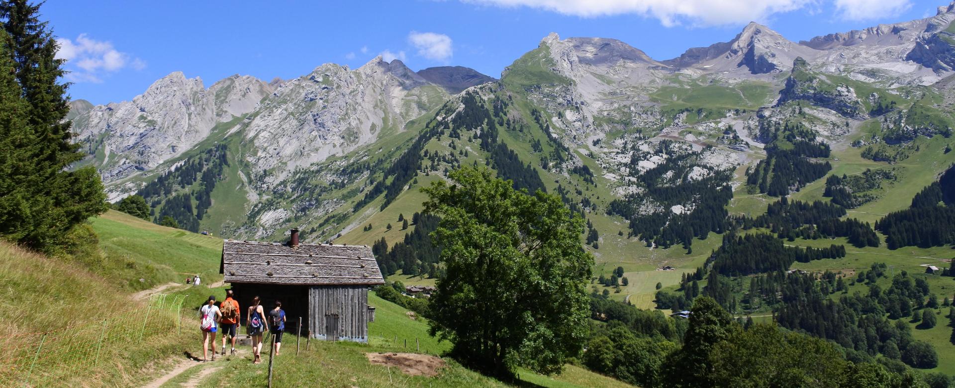 des-alpages-des-aravis-au-lac-dannecy