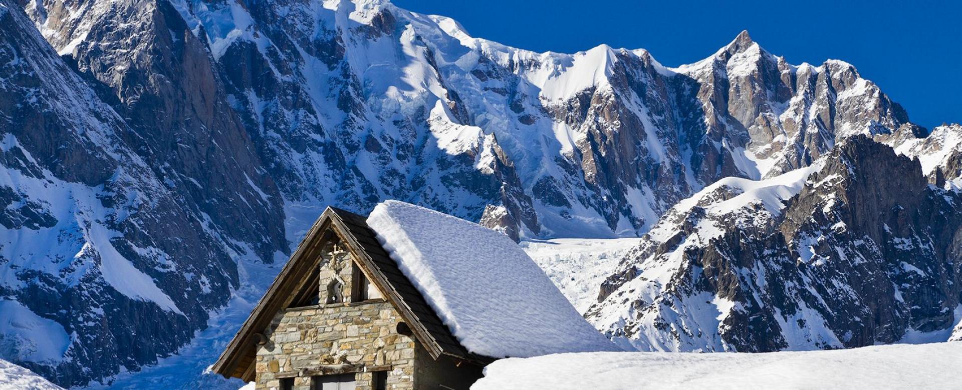 val-daoste-versants-italiens-du-montblanc-a-ski