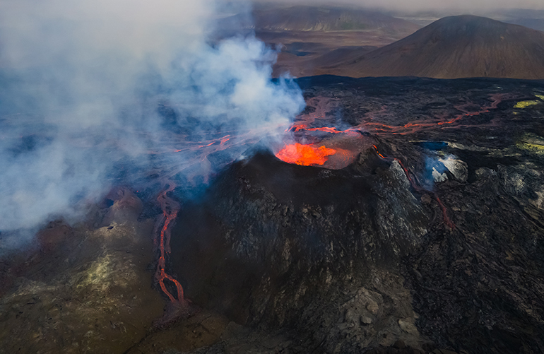 Islande volcan en éruption
