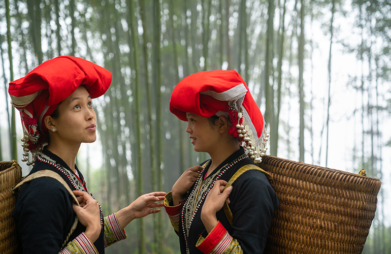 Femmes de l'ethnie Dzao, Vietnam