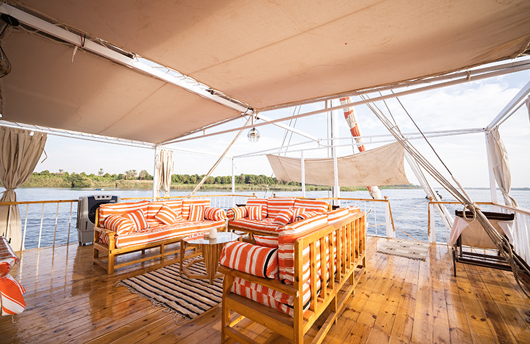Pont du bateau dahabeya - Egypte