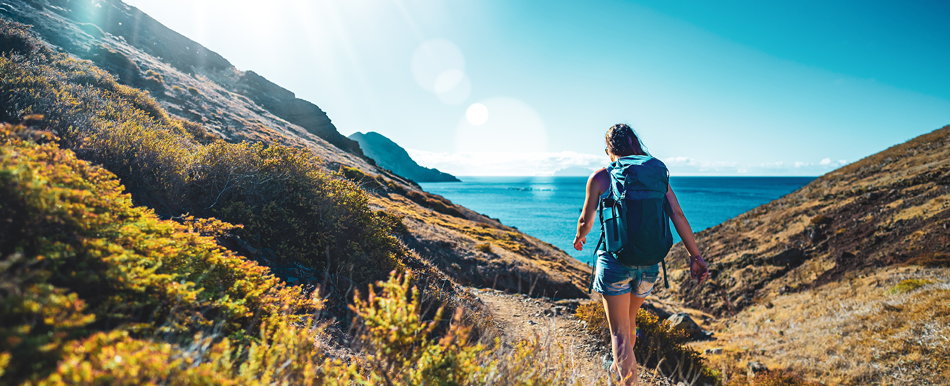 Randonneuse sur l'île de Sao Lourenco, Madère