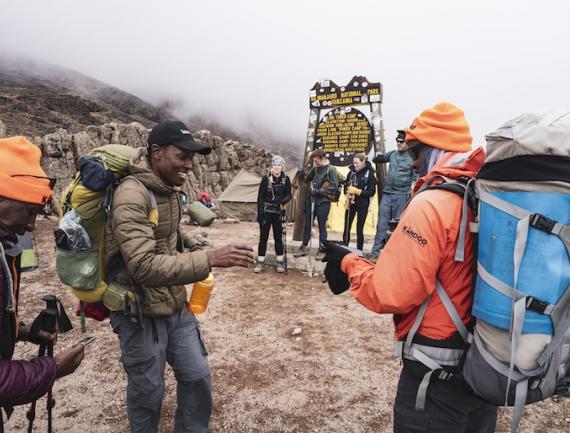 porteurs et guides Kilimandjaro