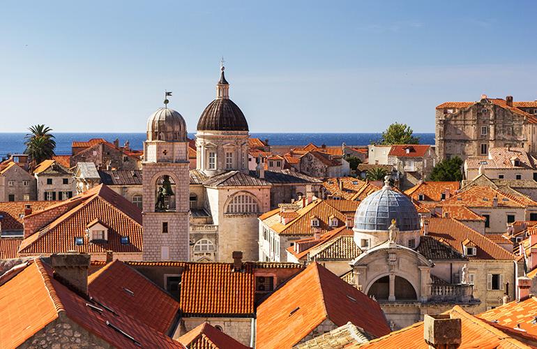 © Tuomas_Lehtinen - Istock Ville de Dubrovnik - croatie